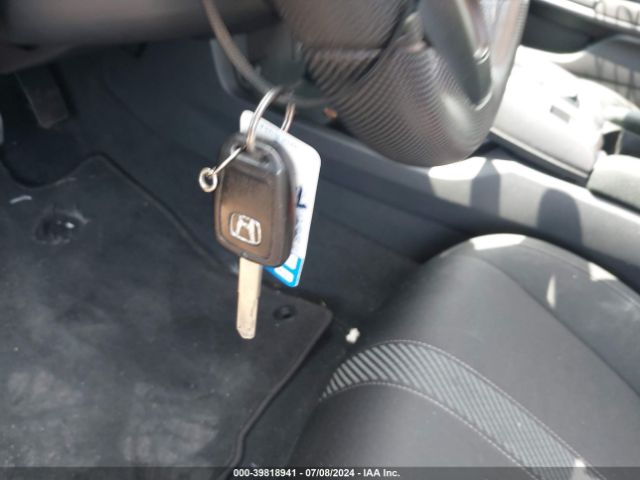 SHHFK7H28JU418200 Honda Civic Lx