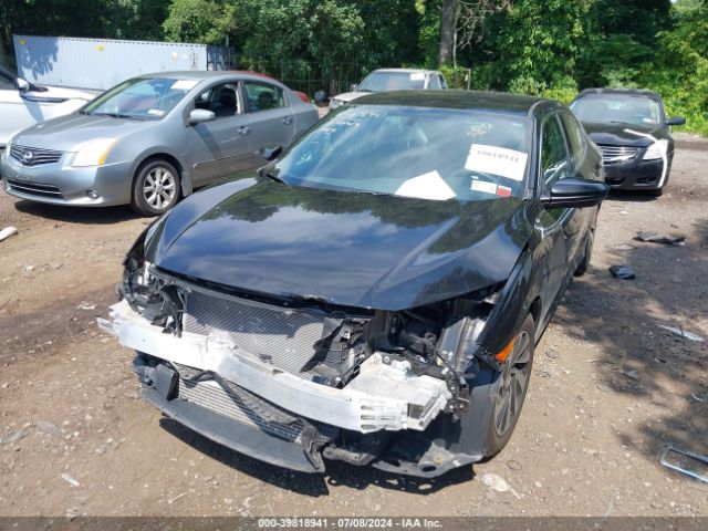 SHHFK7H28JU418200 Honda Civic Lx