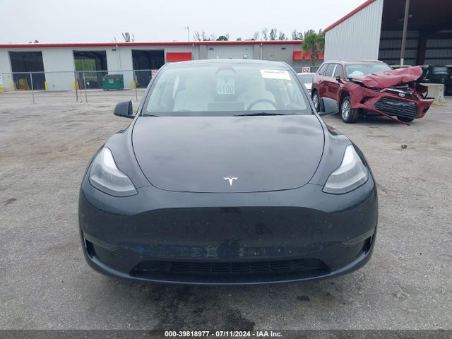 Tesla Model Y Long Range/rwd 2024 7SAYGDED9RF093622 Image 12