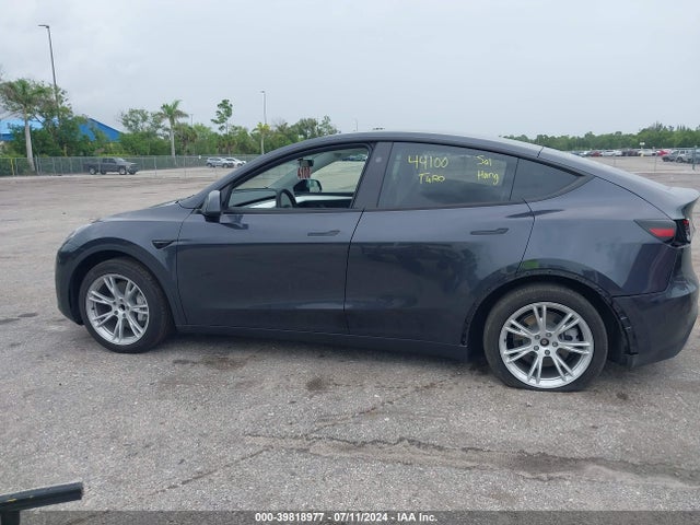 Tesla Model Y Long Range/rwd 2024 7SAYGDED9RF093622 Image 14