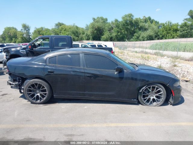 2C3CDXHG5FH721628 Dodge Charger Sxt