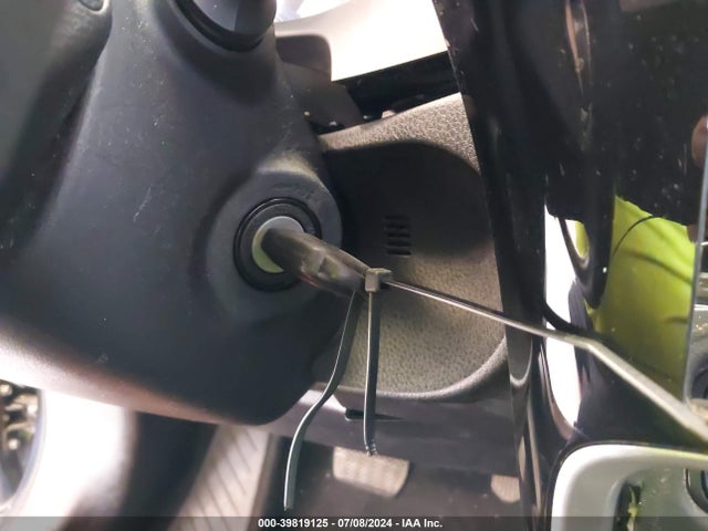 Toyota COROLLA SE 2018 5YFBURHE1JP785637 Image 11