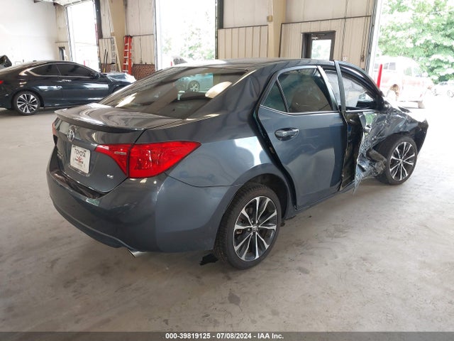 Toyota COROLLA SE 2018 5YFBURHE1JP785637 Image 4