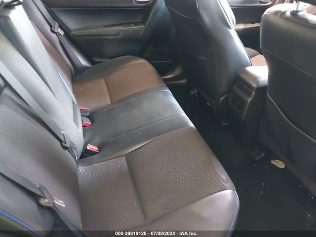 Toyota COROLLA SE 2018 5YFBURHE1JP785637 Image 8