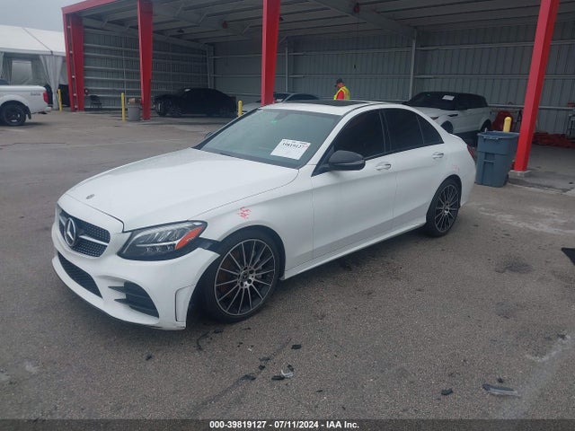 Mercedes-Benz C 300 2019 55SWF8DB5KU303605 Image 2
