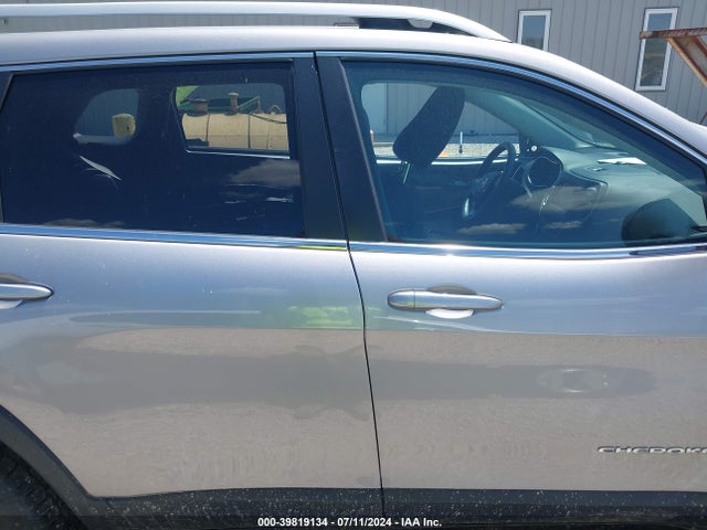 1C4PJMCX7KD107330 Jeep Cherokee Latitude 4x4