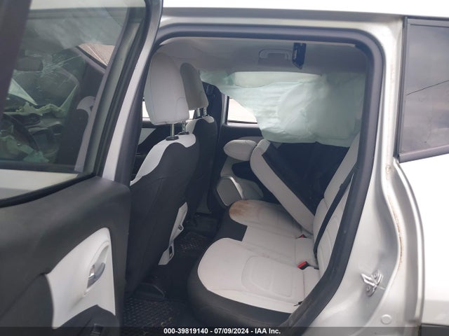 ZACNJABB4KPJ81444 Jeep Renegade Latitude Fwd