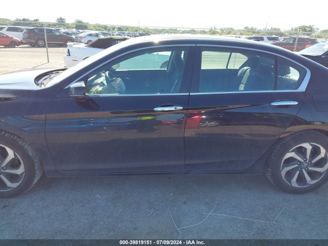 Honda ACCORD EX 2017 1HGCR2F70HA111285 Image 14
