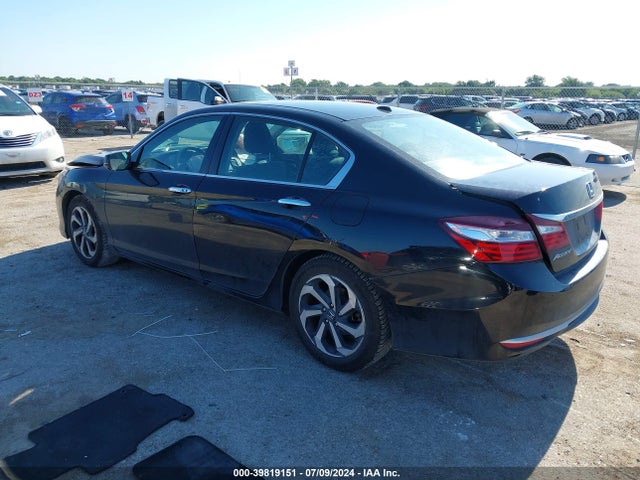 Honda ACCORD EX 2017 1HGCR2F70HA111285 Image 3