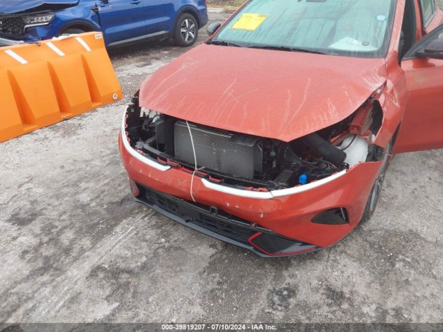 3KPF54AD4PE542207 KIA Forte Gt-line