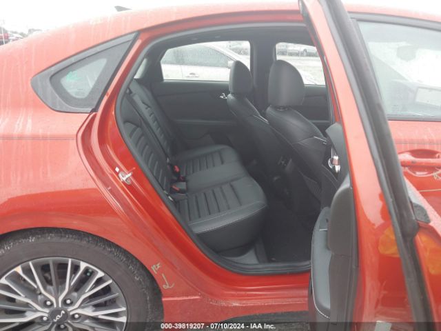 3KPF54AD4PE542207 KIA Forte Gt-line
