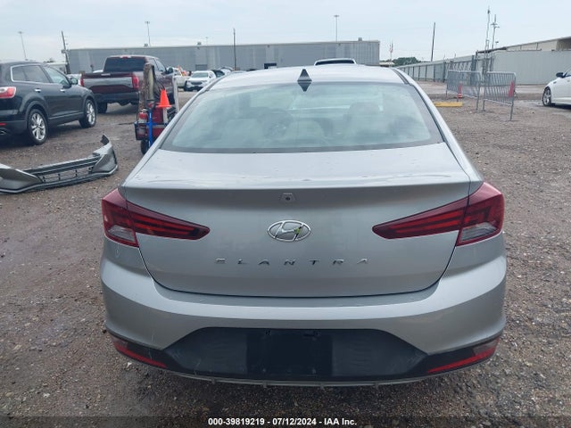Hyundai Elantra Value Edition 2020 5NPD84LF0LH599328 Image 17