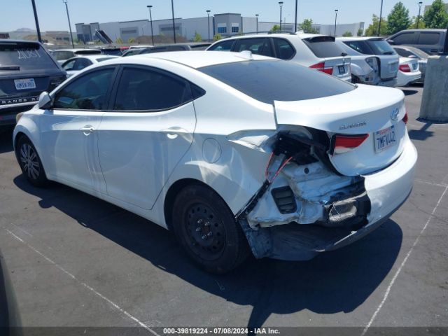 5NPDH4AE6GH695786 Hyundai ELANTRA SE