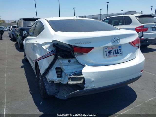5NPDH4AE6GH695786 Hyundai ELANTRA SE