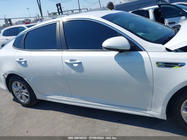 KIA Optima Lx 2018 5XXGT4L33JG215598 Image 13
