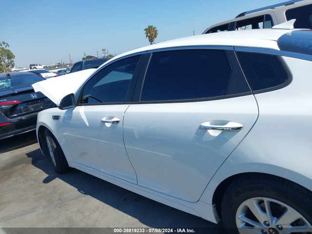 KIA Optima Lx 2018 5XXGT4L33JG215598 Image 14
