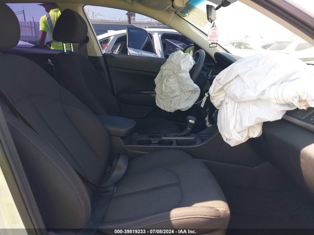 KIA Optima Lx 2018 5XXGT4L33JG215598 Image 5