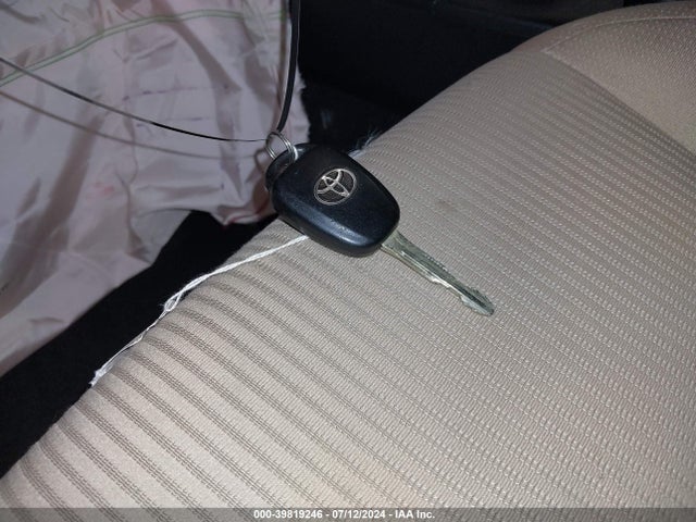 Toyota Rav4 Xle 2015 2T3WFREV9FW225135 Image 11