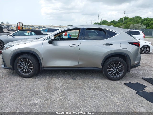 2T2GDCAZXNC001196 Lexus Nx 250 Premium