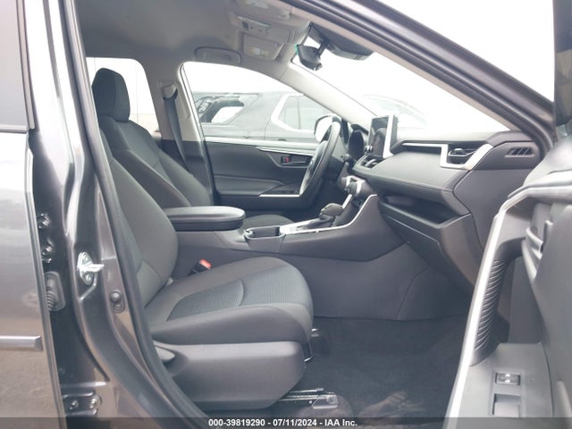 Toyota RAV4 LE 2024 2T3H1RFV1RC281940 Image 5