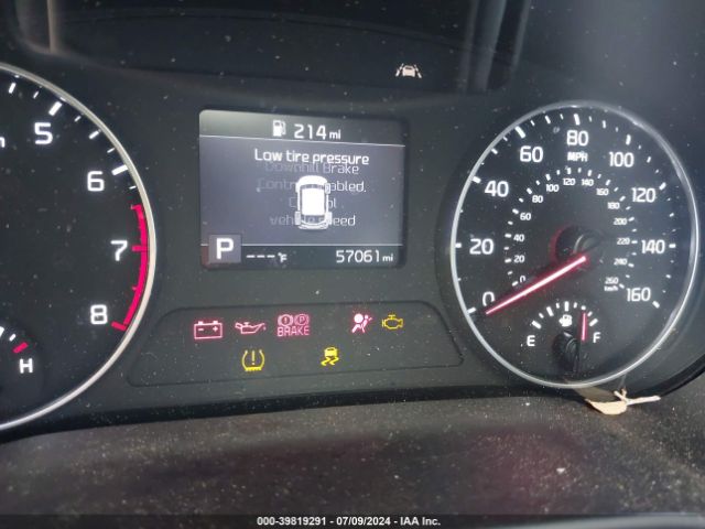 KNDEU2AA2M7227975 KIA SELTOS S