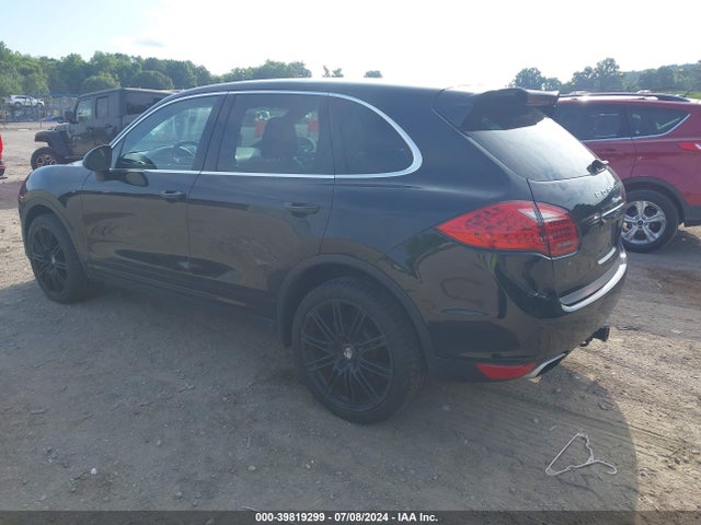 2012 PORSCHE CAYENNE WP1AA2A22CLA07451 Photo 2
