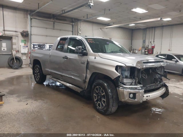 Toyota Tundra Sr5 5.7l V8 2016 5TFUY5F12GX542273 головне зображення