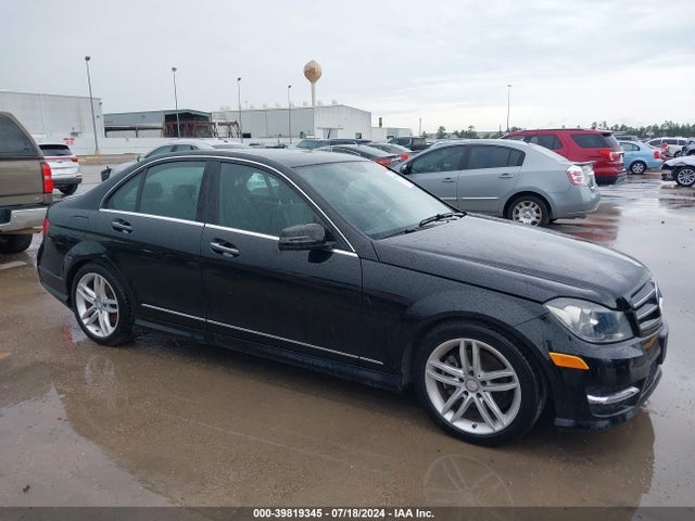 WDDGF4HB7EA933170 Mercedes-Benz C 250 Luxury/sport
