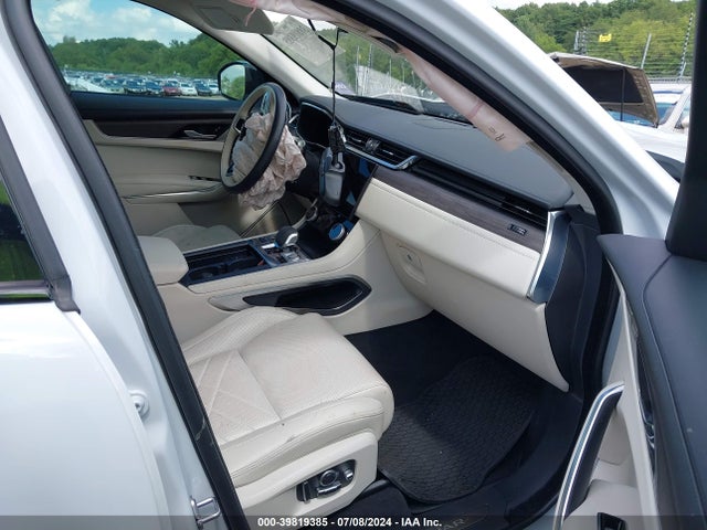 2021 JAGUAR F-PACE SADCJ2EU2MA682403 Photo 4