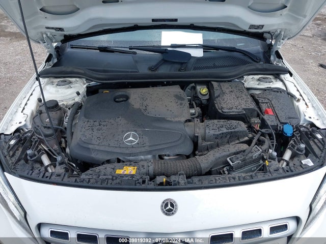 WDCTG4EB5KU006277 Mercedes-Benz GLA 250