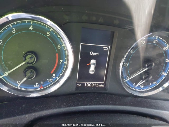 Toyota COROLLA SE 2018 5YFBURHE1JP754386 Image 7