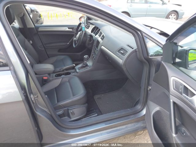 3VW217AU9GM017562 Volkswagen Golf Tsi Se 4-door
