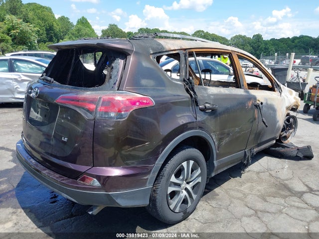 Toyota RAV4 LE 2018 2T3ZFREV3JW434313 Image 4