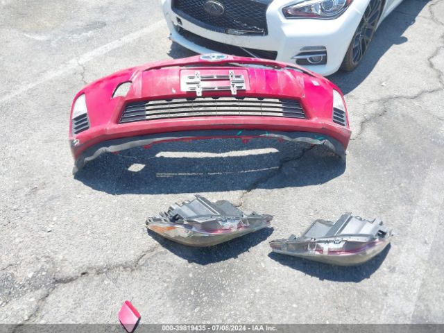 JTDKDTB37E1077861 Toyota Prius C One