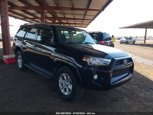 Toyota 4RUNNER SR5 2018 JTEZU5JR4J5171369 Image 1