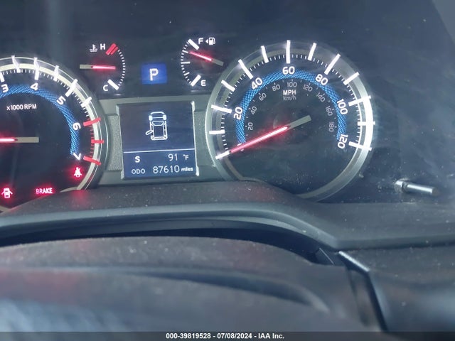 Toyota 4RUNNER SR5 2018 JTEZU5JR4J5171369 Image 7