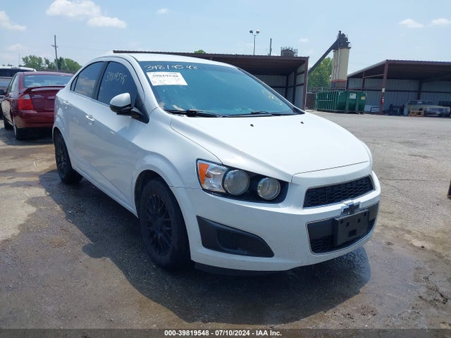 2015 1G1JC5SH1F4209706 main image