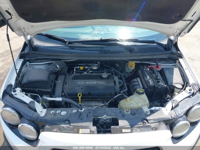 Chevrolet Sonic Lt Auto 2015 1G1JC5SH1F4209706 Image 10