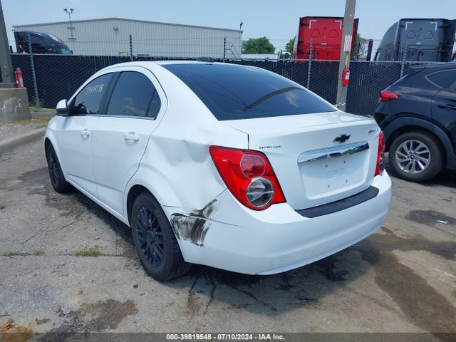 Chevrolet Sonic Lt Auto 2015 1G1JC5SH1F4209706 Image 3
