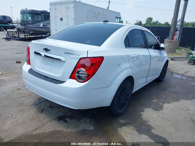 Chevrolet Sonic Lt Auto 2015 1G1JC5SH1F4209706 Image 4