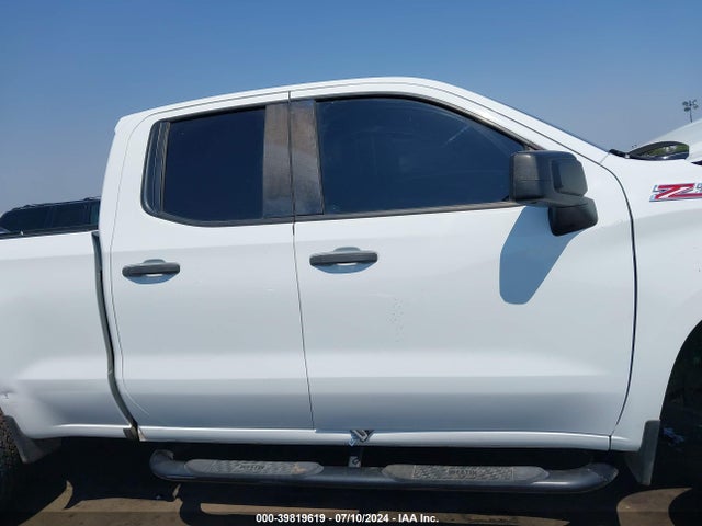 Chevrolet Silverado 1500 Custom Trail Boss 2019 1GCRYCEF4KZ277330 Image 13
