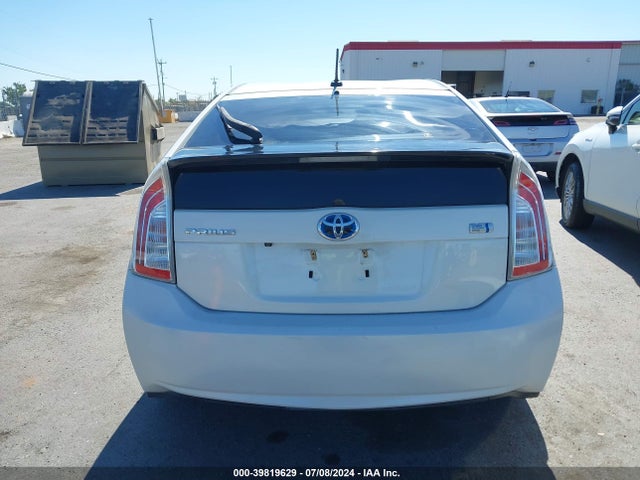 Toyota Prius Four 2015 JTDKN3DU1F0407147 Image 17