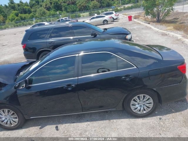 4T4BF1FK1ER354049 Toyota CAMRY LE