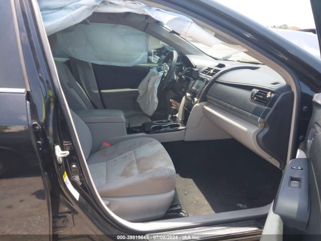 4T4BF1FK1ER354049 Toyota CAMRY LE