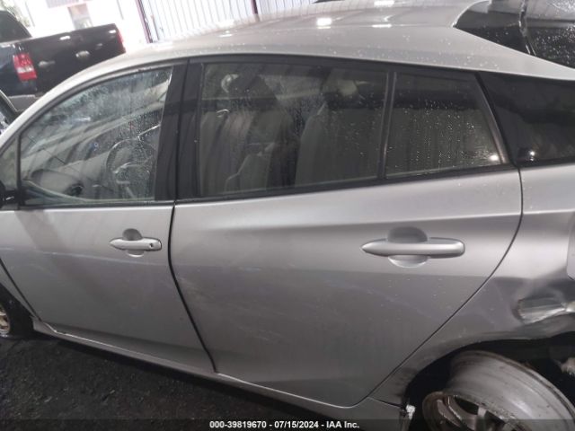 JTDKARFP3H3042848 Toyota Prius Prime Premium