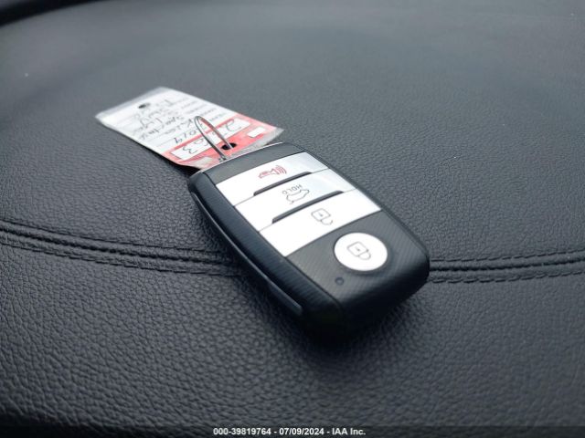 KNDPN3ACXK7529668 KIA Sportage Ex