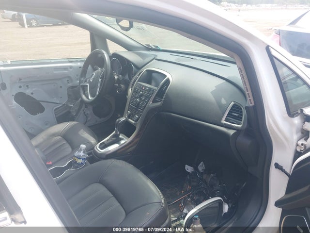 1G4PS5SK5H4113463 Buick Verano Leather Group