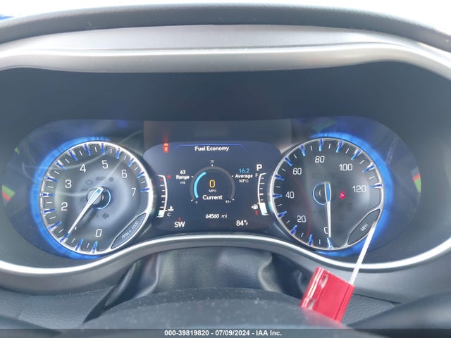 2C4RC1BG6NR136774 Chrysler Pacifica Touring L