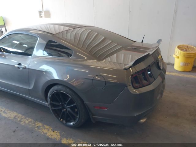 1ZVBP8CF2E5303484 Ford Mustang Gt Premium