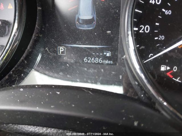 5N1AT2MV4HC829706 Nissan ROGUE SV